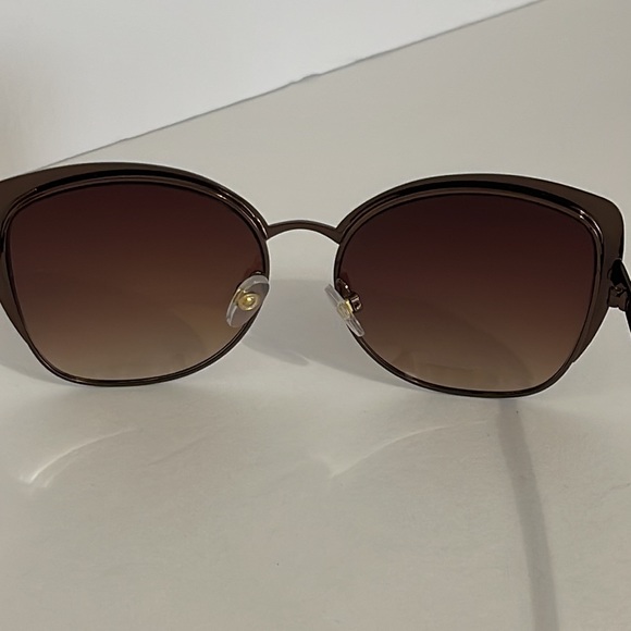 DANA BUCHMAN OVERSIZED TORTOISESHELL SUNGLASSES - Picture 5 of 8